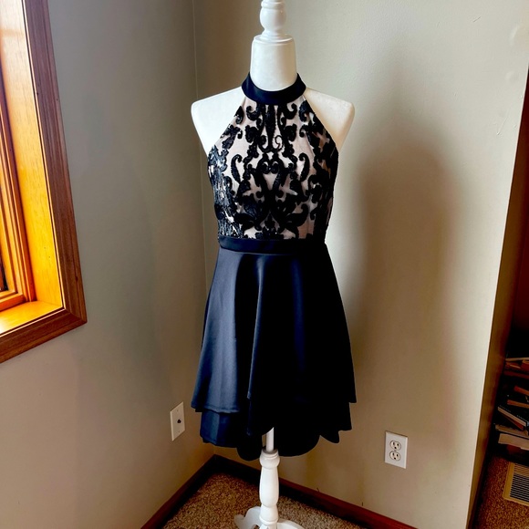 Jodi Kristopher Black & Nude Short Formal with high-low skirt Size 11 - Picture 2 of 8